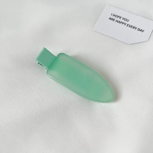 Chic No Crease Hair Clips in Jelly Translucent Colors - Image 3