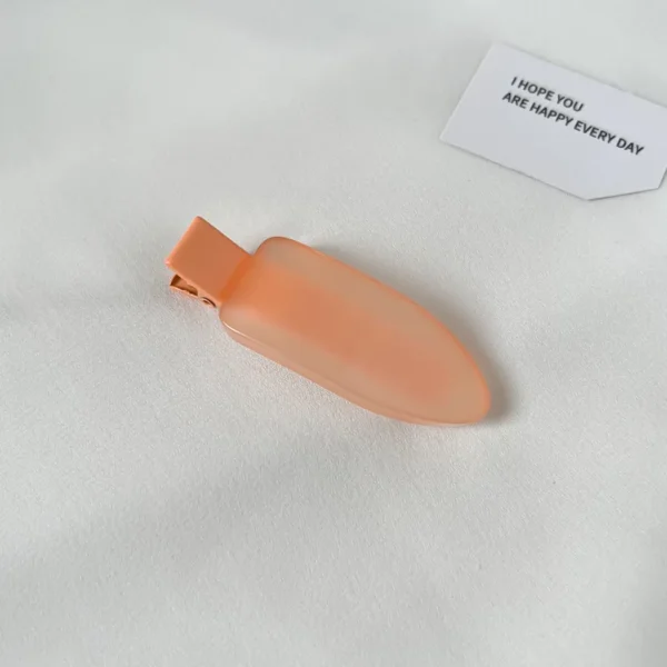 Chic No Crease Hair Clips in Jelly Translucent Colors - Image 4