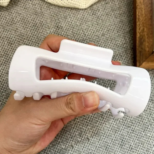 Soft Silicone Rectangular Hair Claw - Image 2