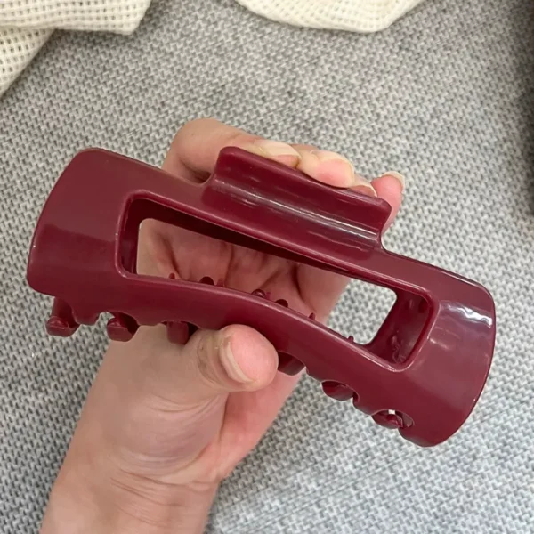 Soft Silicone Rectangular Hair Claw - Image 3