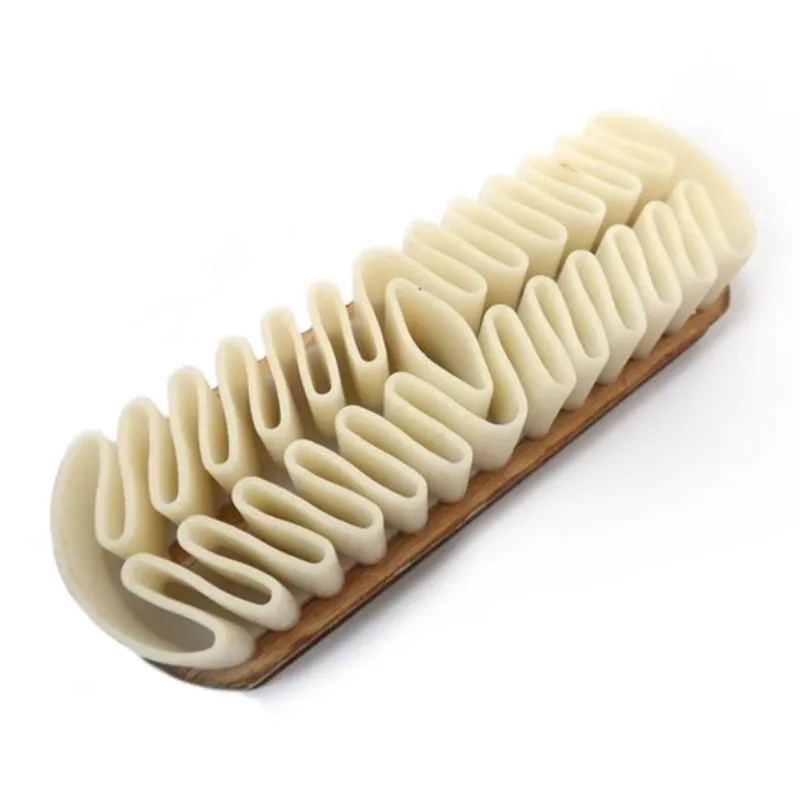 Rubber brushes