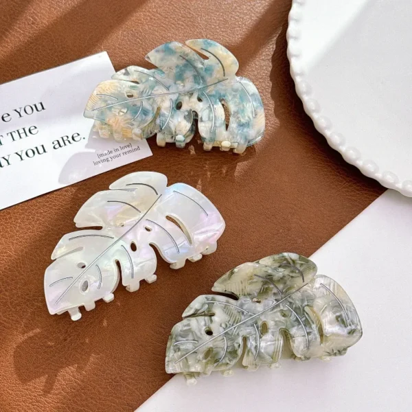 Leaf-Shaped Acetate Hair Claw - Image 2