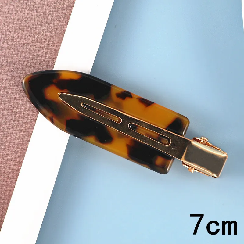 Heart-Carved Acetate No-Crease Duckbill Hair Claw - Image 2
