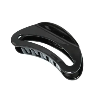Elevate your hairstyle with the Elegant Glossy Black Crescent Hair Claw, a timeless accessory that exudes modern sophistication. Crafted from premium glossy acetate, this large crescent-shaped claw offers a strong, secure hold for thick or voluminous hair while remaining lightweight and comfortable for all-day wear. The sleek black finish and smooth curved design create a minimalist yet striking look, perfect for both casual updos and polished evening styles. Part 2: Customization Details and Company Advantage JunYi Beauty specializes in high-end hair accessories that blend elegance with functionality. The Elegant Glossy Black Crescent Hair Claw can be customized with your choice of color, size, matte or glossy finish, engraving, or branded packaging to perfectly suit your personal or retail brand. As a leading hair care manufacturer, JunYi Beauty guarantees superior quality and innovative design. Contact us at JunYi Beauty to explore your customization options and see why global brands trust us!